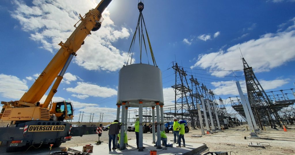 Graves Electrical Services installs Inductors at the Andytown Substation